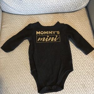 “Mommy’s mini” long-sleeved onesie 💞